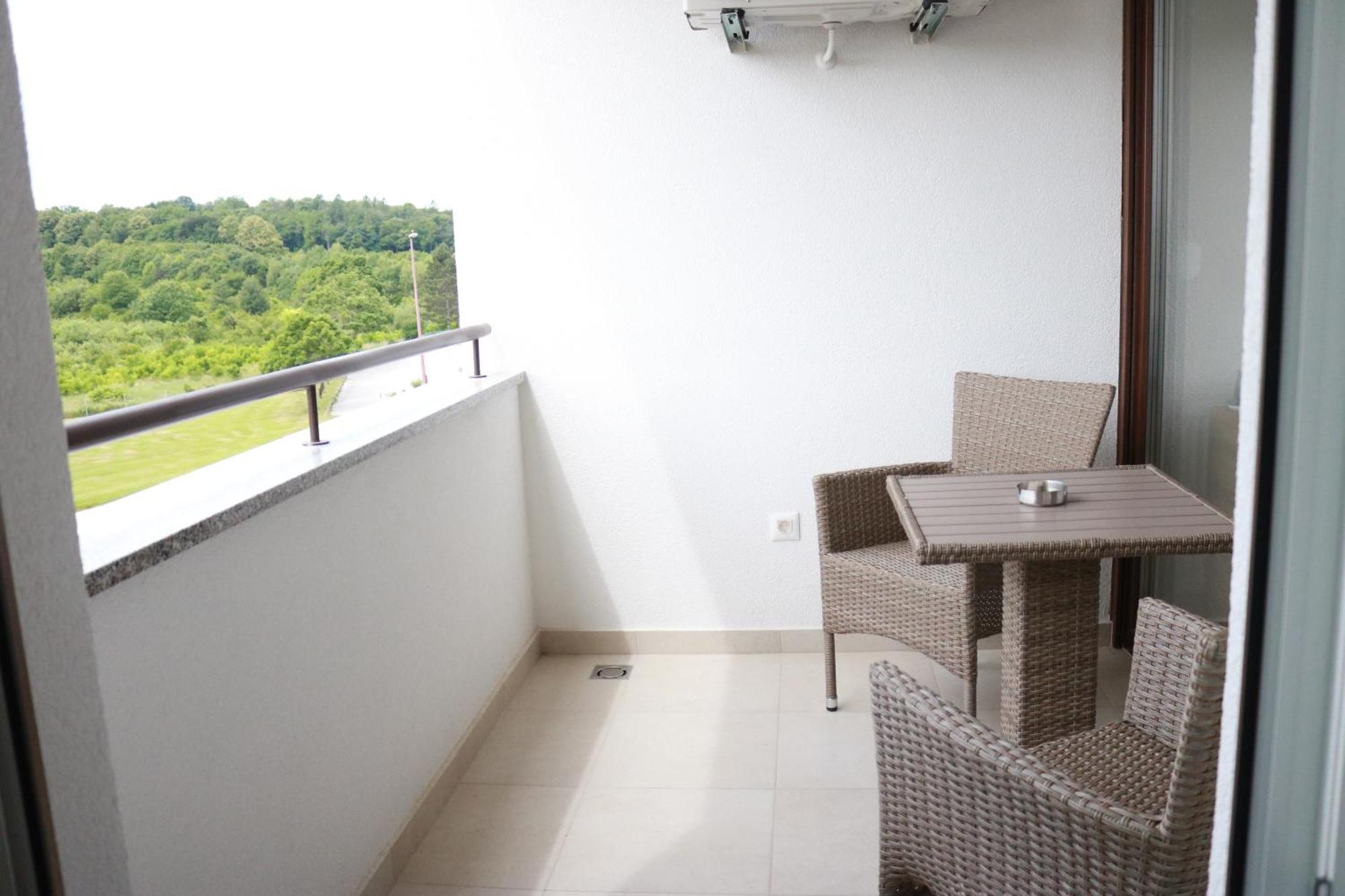 Apartment Queen Karlovac Eksteriør bilde
