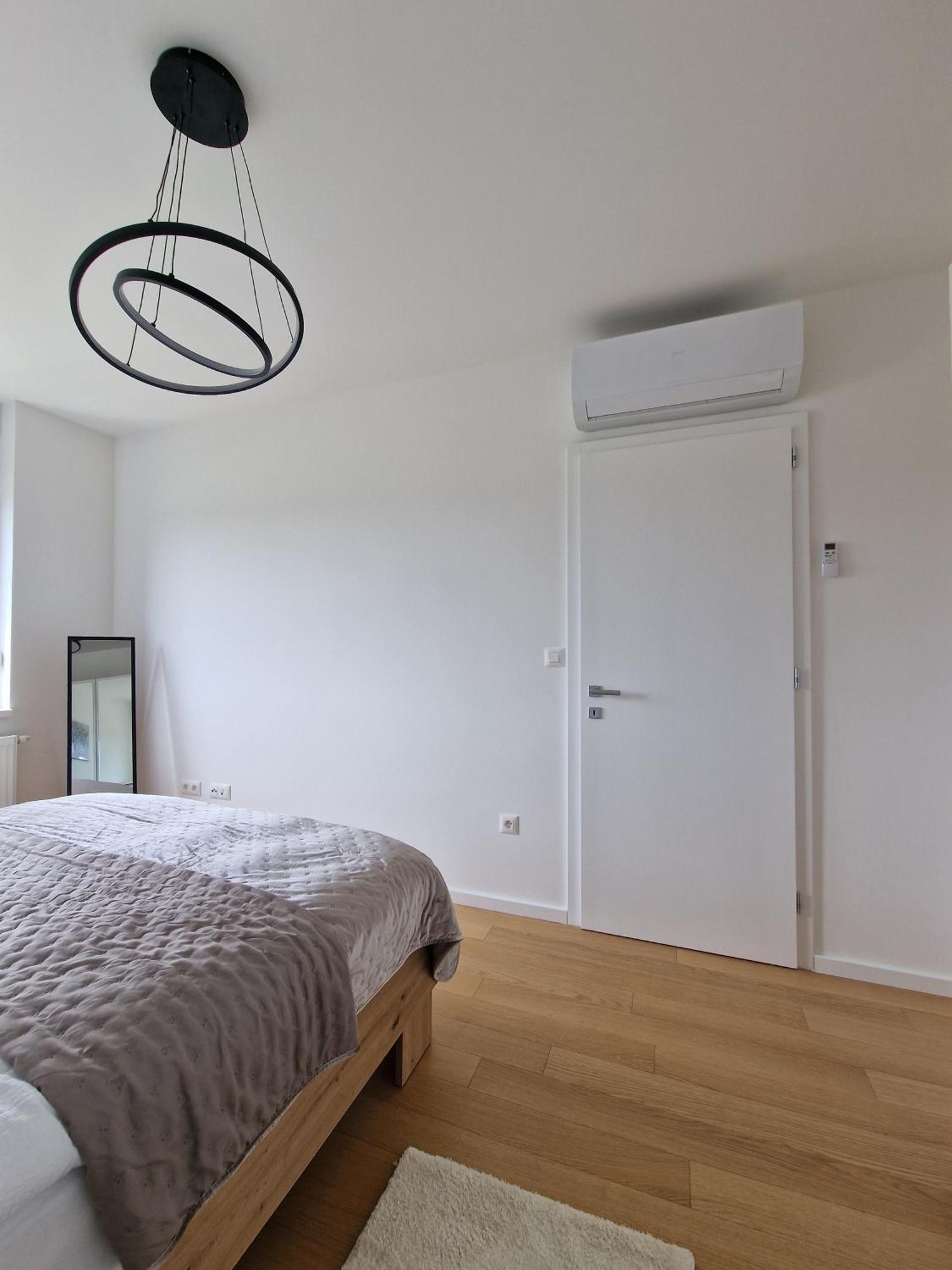 Apartment Queen Karlovac Eksteriør bilde