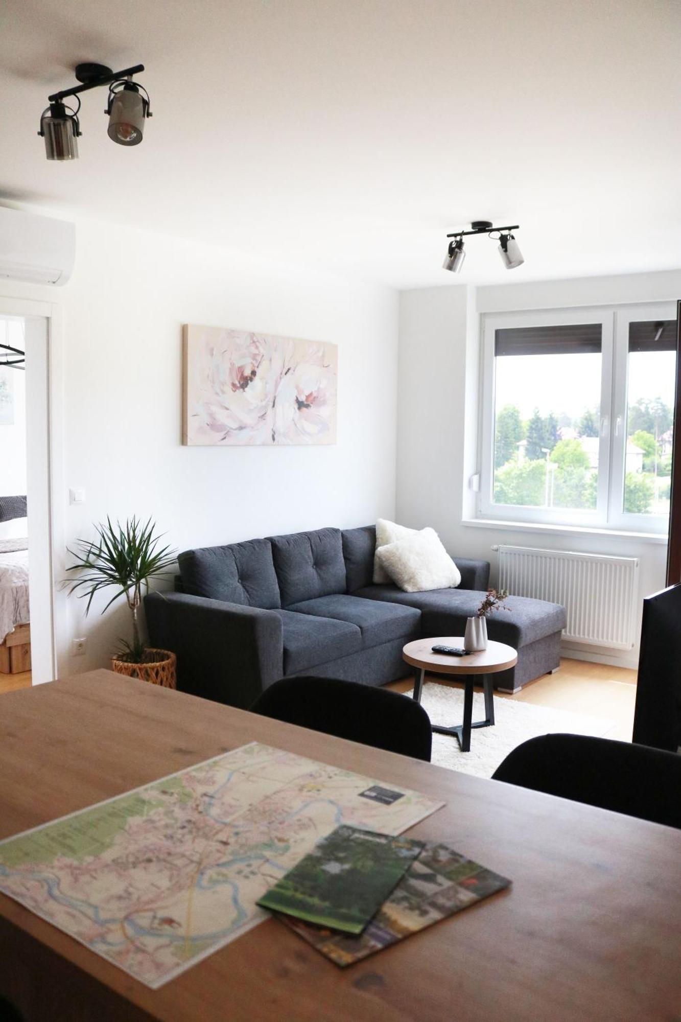 Apartment Queen Karlovac Eksteriør bilde